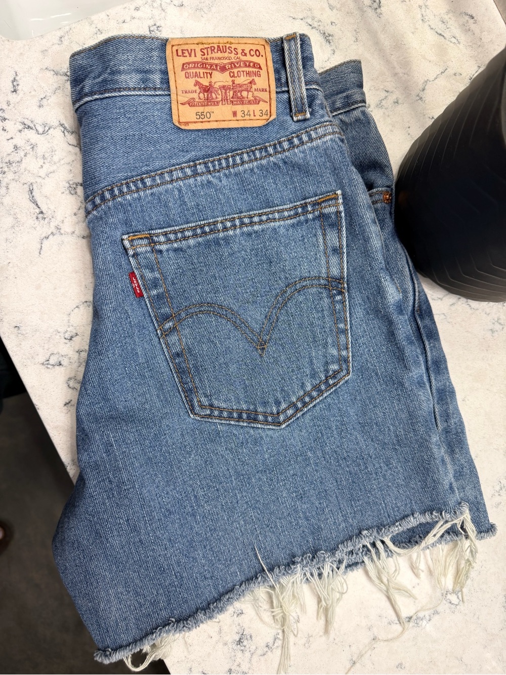 Levi's Blue Women's Denim Ankle-Cropped Jeans with Frayed Hem
